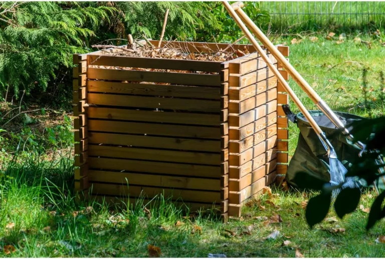 Comment fabriquer un composteur en bois : Guide complet